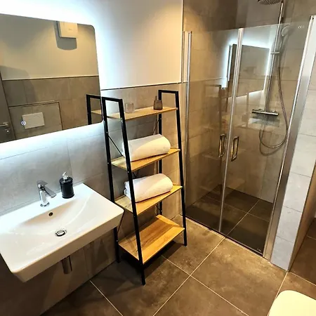 Apart-hotel Luxurioeses, 2-zimmer-apartment 55 Qm Bis 3 Personen