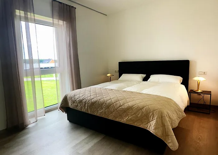 Luxurioeses, 2-zimmer-apartment 55 Qm Bis 3 Personen 3*